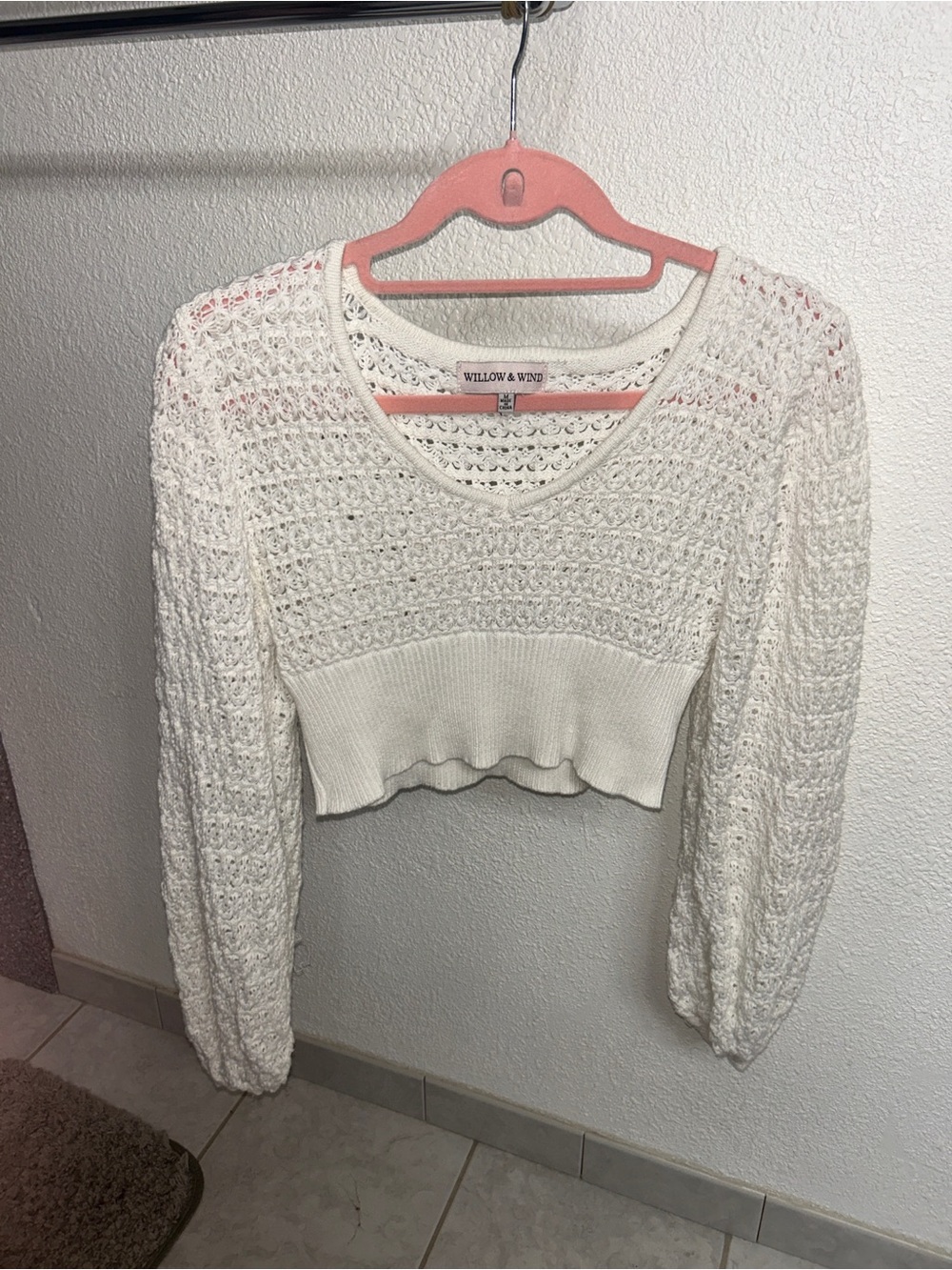 Willow & Wind Cream Cropped Crochet V-Neck Sweater